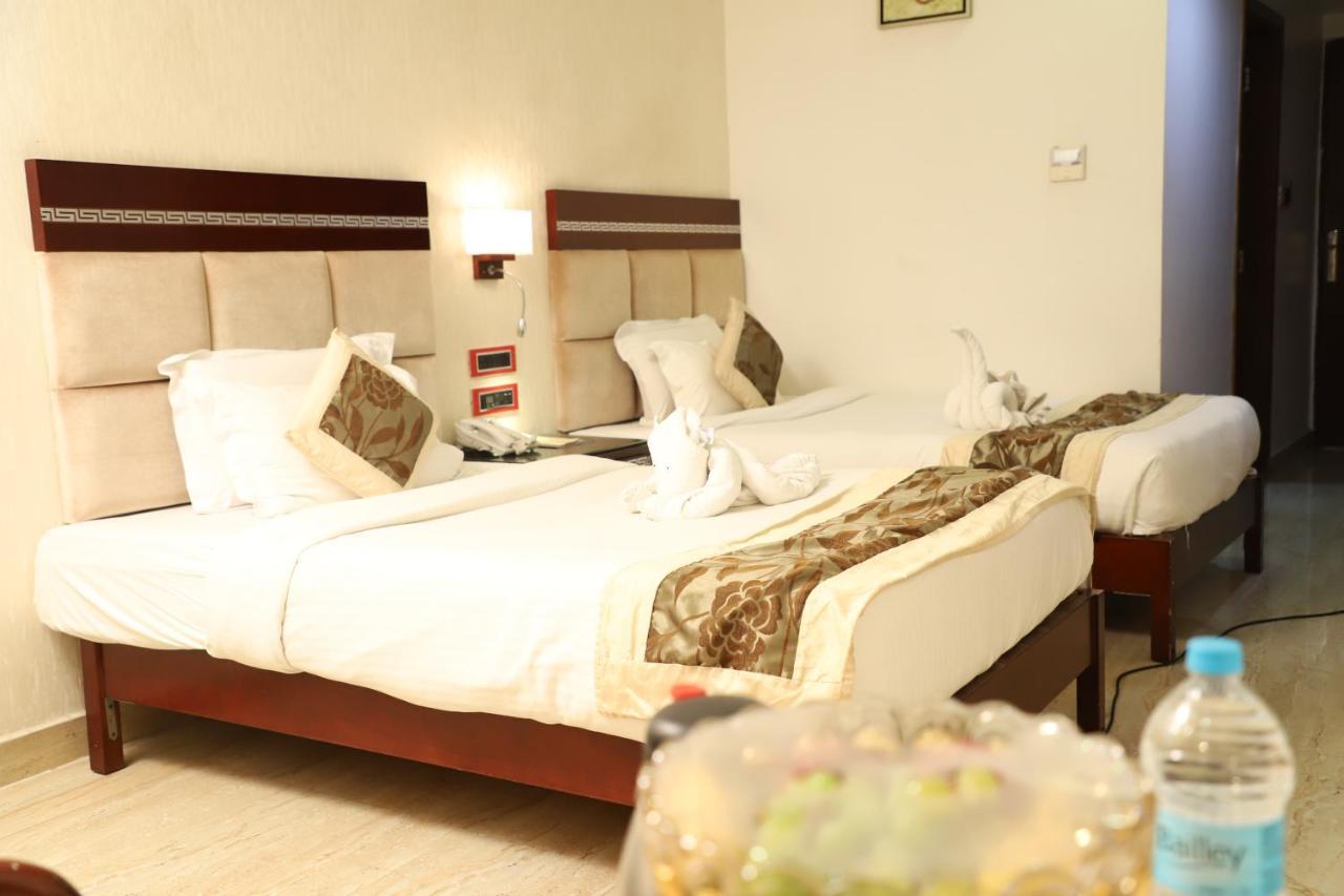 Republic Hotel Патна Екстер'єр фото