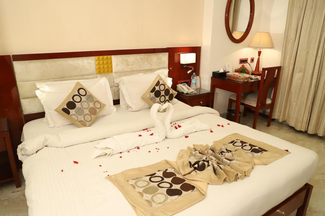 Republic Hotel Патна Екстер'єр фото