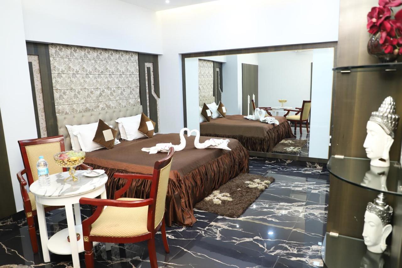 Republic Hotel Патна Екстер'єр фото
