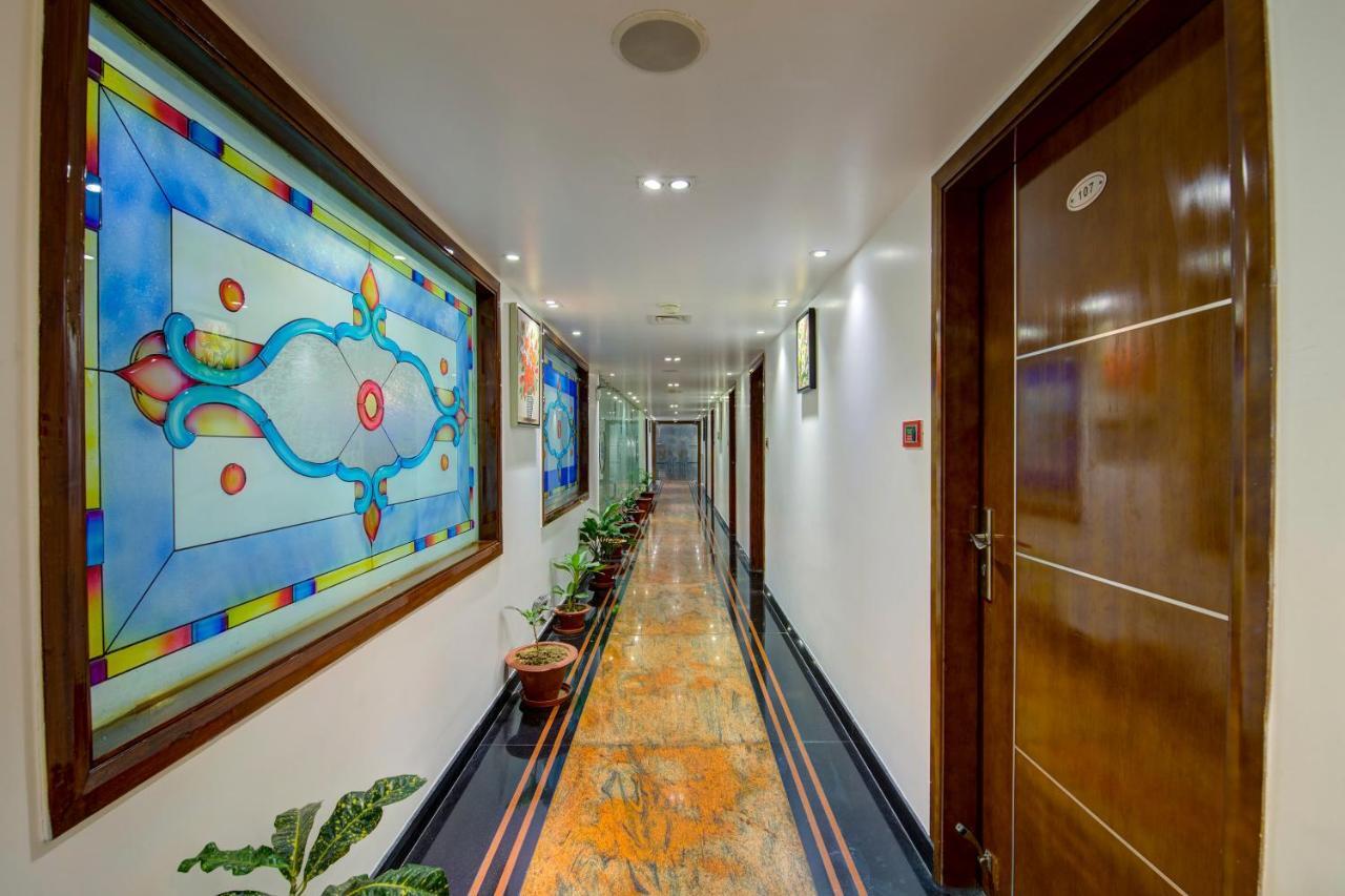 Republic Hotel Патна Екстер'єр фото